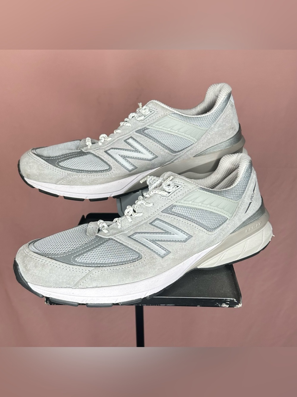 New Balance 990v5 Men’s 13 Sneakers — Light Gray & Silver